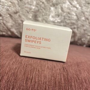 Go-To Exfoliating Swipeys